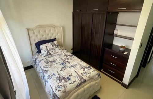 San Jose House | 10 mins AWAY from San Jose airport! Costa Rica home with 5bedrooms.