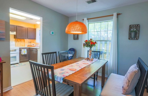 Mount Pleasant House | 10 Mins to Beach & Downtown From This Family Friendly Home w/Private Patio & Kids' Bunk Bedroom