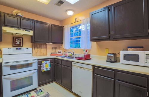 Mount Pleasant House | 10 Mins to Beach & Downtown From This Family Friendly Home w/Private Patio & Kids' Bunk Bedroom