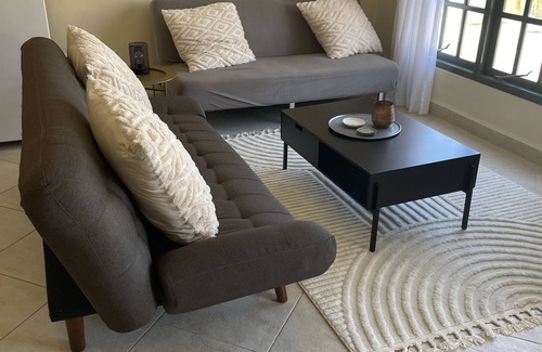 Washington Condo | 10 minute walk to Palm Beach w/space for 4!