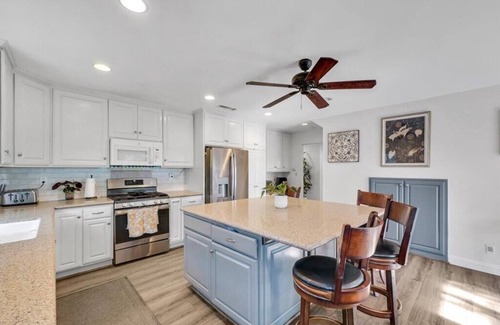 Mission Viejo House | 10 minutes drive to the beach, 2 master suites and NO BUNK BEDS. 2 mins off hwy.