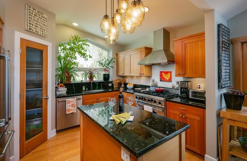 San Luis Obispo House | 10 Minutes from San Luis Obispo A Hidden Treasure Home Santa Margarita, 30+ days