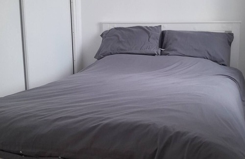 Gonesse Apartment | 10 mn to CDG Airport ! Family-sized flat .