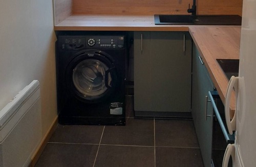 Gonesse Apartment | 10 mn to CDG Airport ! Family-sized flat .