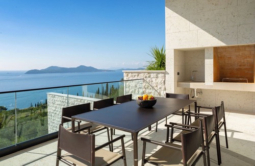 Orasac Villa | 10 Rooms Twin Villas with Amazing views of the Adriatic Sea and Elafiti islands