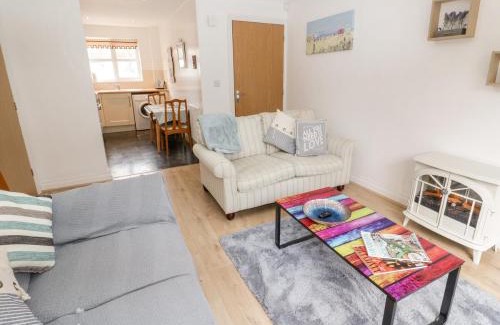 Colwyn Bay Apartment | 10 The Orchard