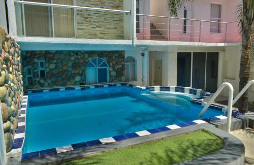 Leon Apartment | 10 VENATOR House Boutique