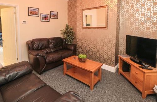 Guisborough House | 10 Walton Terrace