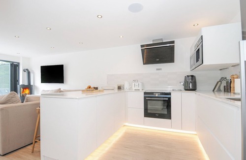 Millendreath Cottage | 100 Hillside Villas