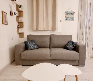 Le Grau-Du-Roi Apartment | 100 m de la plage - Les Cigales de Mer - Studio Cabine - Parking