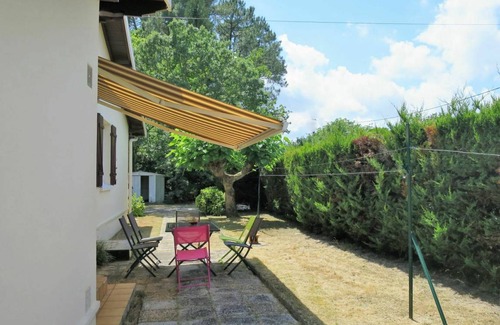 Andernos-les-Bains Other | 100 m² Accommodation ∙ 3 bedrooms ∙ 6 guests