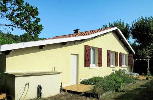 Andernos-les-Bains Other | 100 m² Accommodation ∙ 3 bedrooms ∙ 6 guests