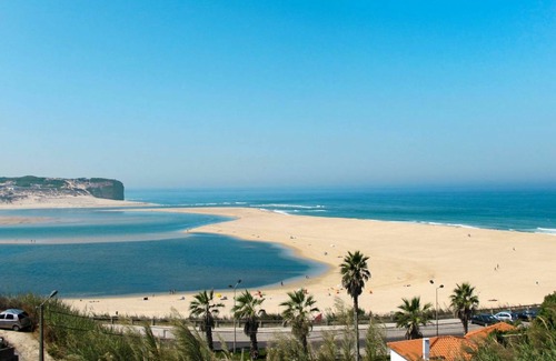 Foz do Arelho Apartment | 100 m² Apartment ∙ 3 bedrooms ∙ 6 guests