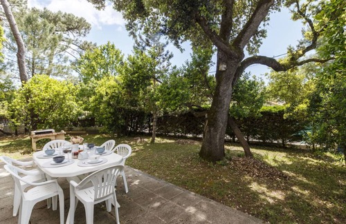 Vaux-sur-Mer Apartment | 100 m² Apartment ∙ 3 bedrooms ∙ 6 guests