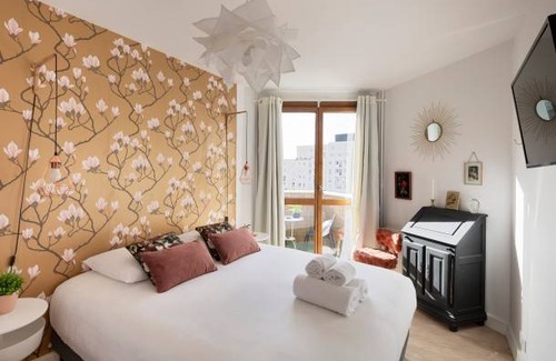 Colombier - Champ de Mars Apartment | 100 m² Apartment ∙ 3 bedrooms ∙ 5 guests