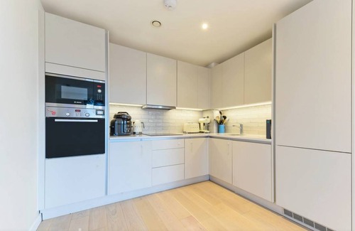 West Hill Apartment | 100 m² Apartment ∙ 3 bedrooms ∙ 6 guests