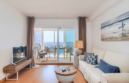 El Portet Apartment | 100 m² Apartment ∙ 3 bedrooms ∙ 5 guests
