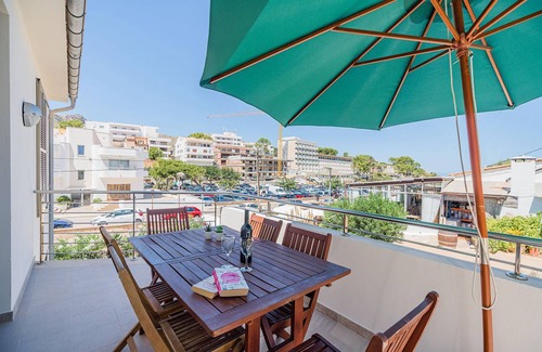 Cala San Vicente Ski Chalet | 100 m² Chalet ∙ 3 bedrooms ∙ 6 guests