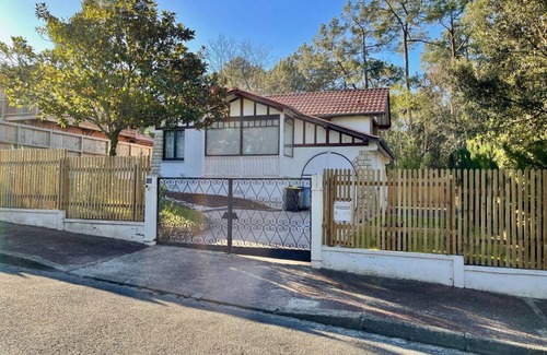 La Teste-de-Buch House | 100 m² House ∙ 4 bedrooms ∙ 8 guests