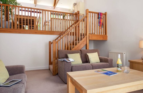 Carnon Downs House | 100 m² House ∙ 2 bedrooms ∙ 4 guests