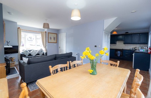 Dunmore East House | 100 m² House ∙ 3 bedrooms ∙ 5 guests
