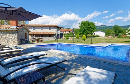 Grabri House | 100 m² House ∙ 3 bedrooms ∙ 6 guests