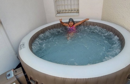 Bellevue House | 100 m2 - Jo24 - Cosy - Familiales - Piscine - Jacuzzi - Parking - Transports