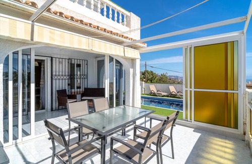 Nerja Villa | 100 m² Villa ∙ 2 bedrooms ∙ 5 guests