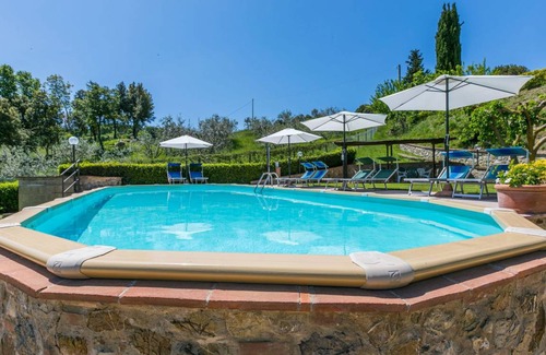Volterra Villa | 100 m² Villa ∙ 3 bedrooms ∙ 7 guests