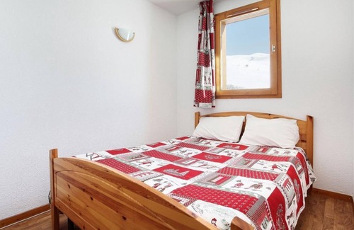 Montgellafrey Apartment | 100m from ski lifts, balcony, parking, tv, ski locker, 37-45m², Saint-François Longchamp