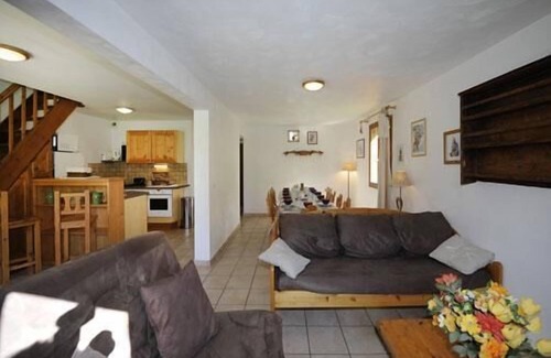 Le Bettaix Apartment | 100m from ski slopes, Ground floor, sauna, balcony, parking, tv, ski locker, 120m², Les Menuires