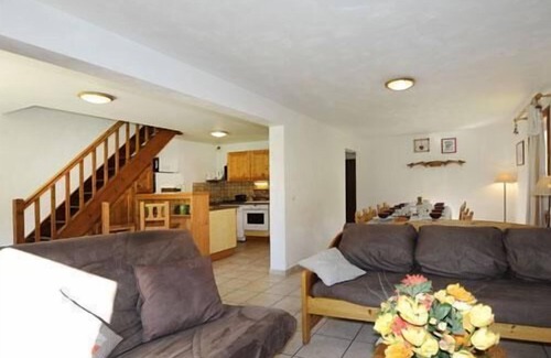 Le Bettaix Apartment | 100m from ski slopes, Ground floor, sauna, balcony, parking, tv, ski locker, 120m², Les Menuires
