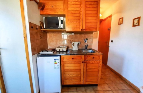 Saint-Martin-de-Belleville Apartment | 100m from ski slopes, 1st floor, balcony, tv, ski locker, 20m², Saint Martin de Belleville