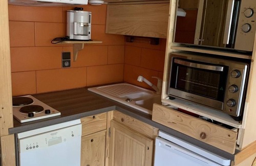 Champagny-en-Vanoise Apartment | 100m from resort center, Ground floor, balcony, tv, ski locker, 19m², Champagny-en-Vanoise