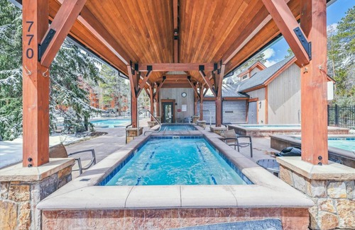 Peak 9 Condo | 101 m² Condo ∙ 2 bedrooms ∙ 8 guests