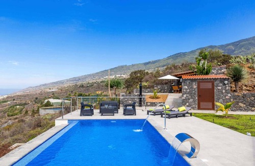 Tijarafe House | 101 m² House ∙ 2 bedrooms ∙ 4 guests