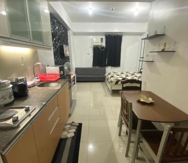 Pasay Apartment | 101 Newport Boulevard Condo near Terminal 3, Resorts World, Hotels, and Food