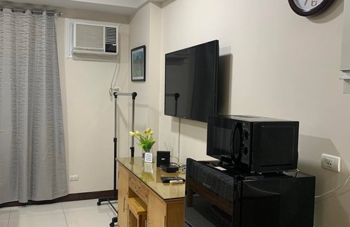 Pasay Apartment | 101 Newport Condo Across the Airport