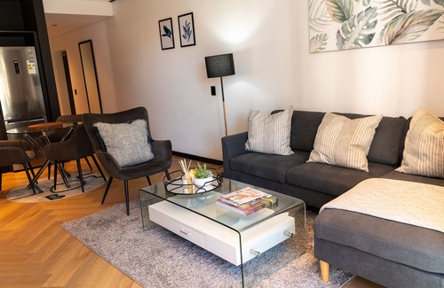 Century City Apartment | 101 Nine palms