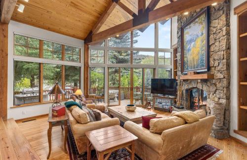 Aspen House | 101 Park Avenue, Expansive Private Home in East Aspen, Walking Distance to Town