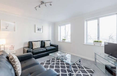 Grove Apartment | 101 Regents Court -2 bedroom apartment