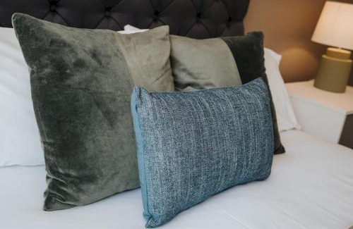Everton Apartment | 101 Richmond Row · Richmond Row City Apartment Free Secure Parking Pass The Keys