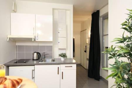 Jardin des plantes Apartment | 101 - Studio confortable avec kitchenette Paris 5 - FLAT-GUEST