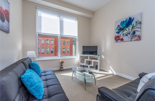 Penn Quarter Apartment | 102 m² Apartment ∙ 2 bedrooms ∙ 5 guests