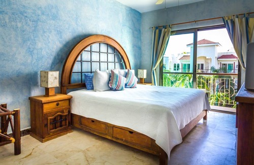 Playacar Condo | 102 m² Condo ∙ 3 bedrooms ∙ 6 guests