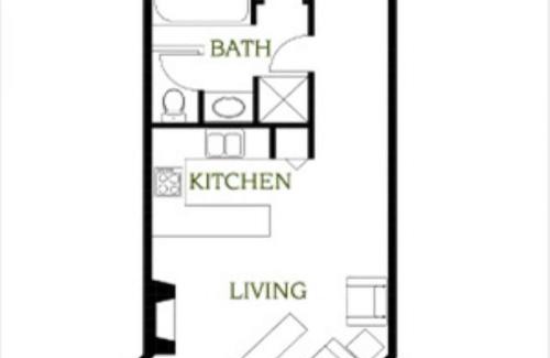 Charlevoix House | 102 Pointes North Inn