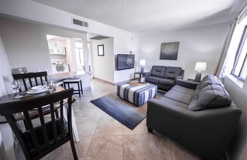 New Papago Parkway Apartment | 102 -Resort-Style Living | Luxe Suite, Poolside Lounge, Tennis & Outdoor Games