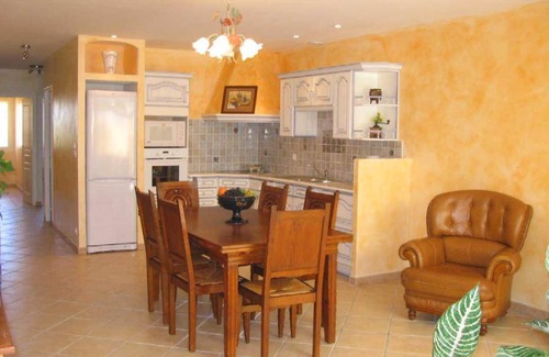 Roquefort-des-Corbieres House | 105 m² House ∙ 3 bedrooms ∙ 6 guests