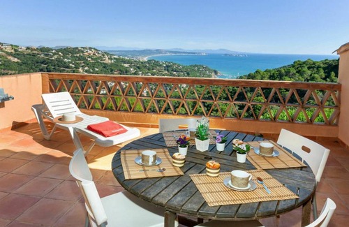 Begur Other | 105 m² Accommodation ∙ 3 bedrooms ∙ 6 guests