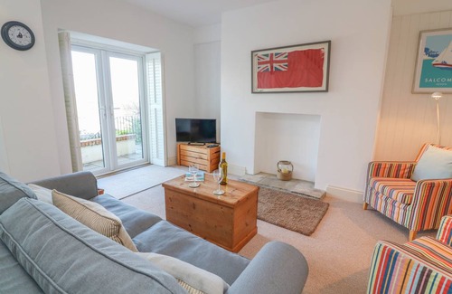 Salcombe Cottage | 105 m² Cottage ∙ 2 bedrooms ∙ 4 guests